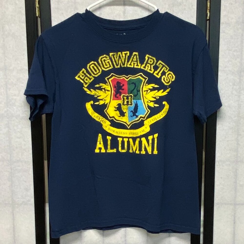 Wizarding World Hogwarts Alumni Graphic Short Sleeve Navy Tee Shirt L